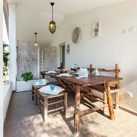 Apartamento Sardinia Hostay House With Garden Sant'isidoro